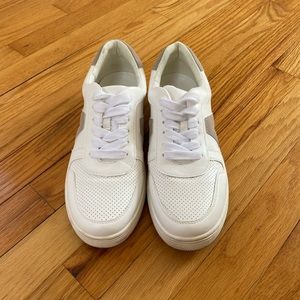 Women’s Casual Sneakers - Size 9.5